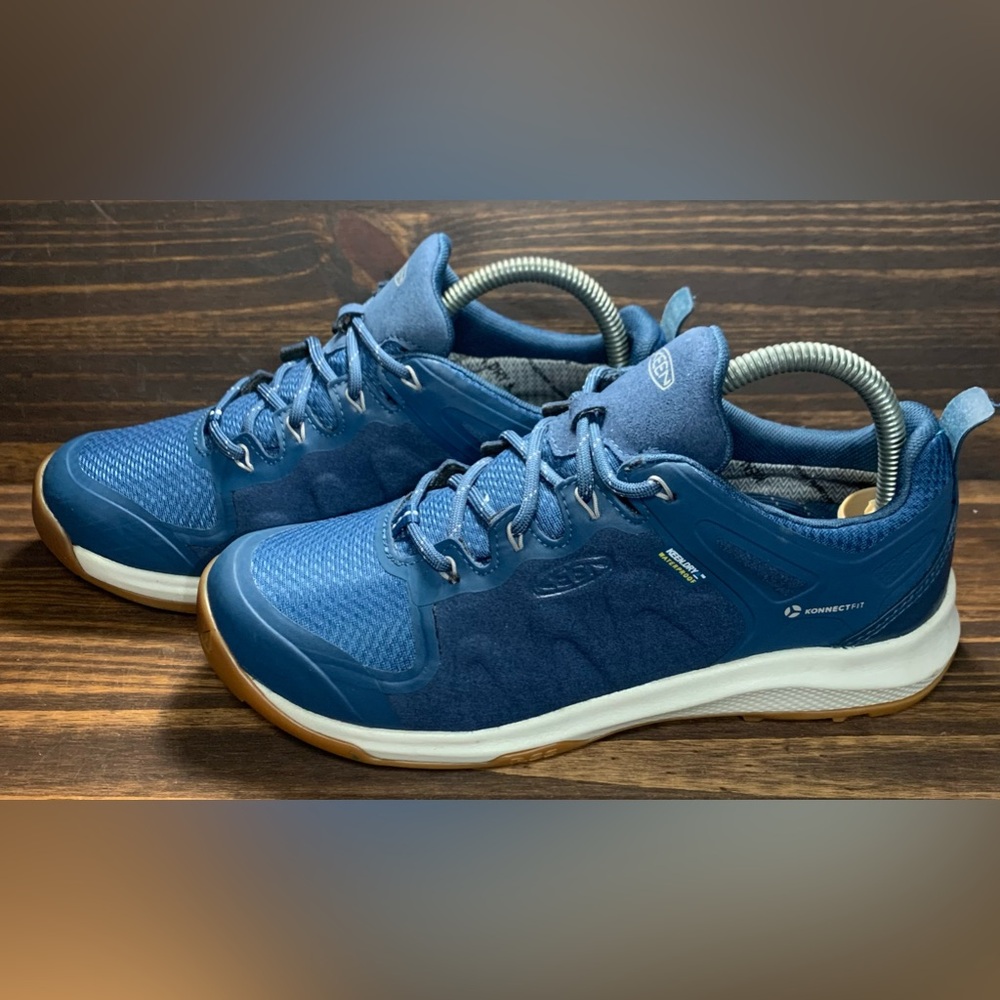 Keen Explore Womens Size 7.5 Shoes Blue Grey Athletic Hiking Sneakers
